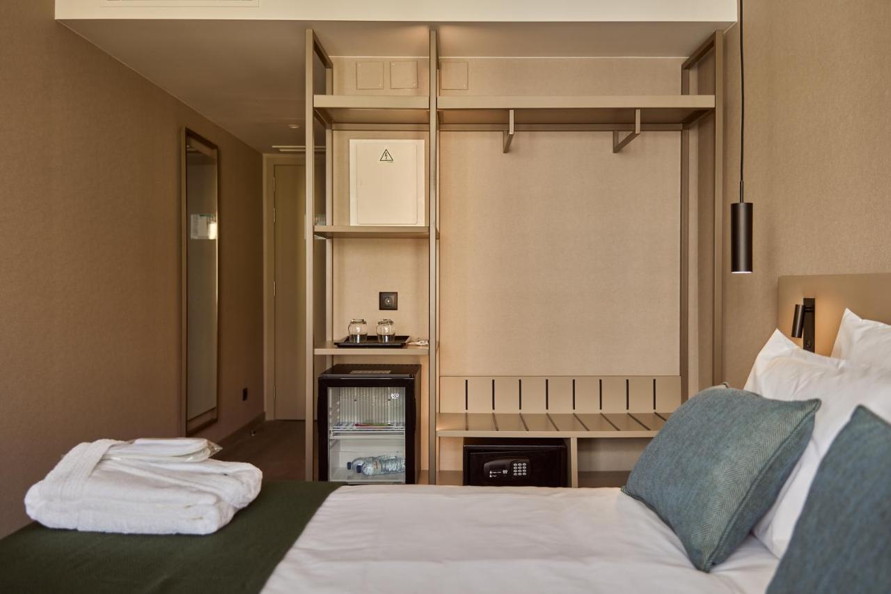 Omid Saldanha Hotel ลิสบอน ภายนอก รูปภาพ